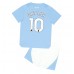 Manchester City Jack Grealish #10 Barnkläder Hemma matchtröja till baby 2023-24 Kortärmad (+ Korta byxor) Billigt